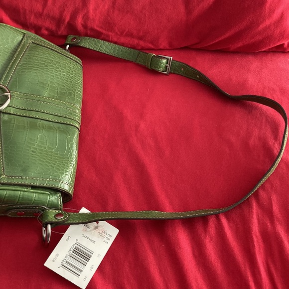 NWT First Issue purse - Picture 8 of 10